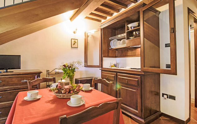 Montecorneo - Photo 6