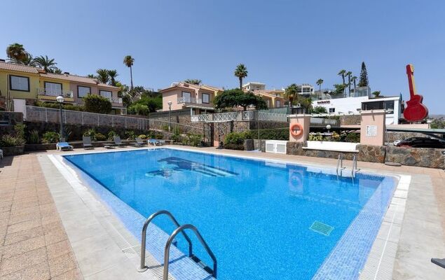 Chalet Santa Ana 15 - Photo 1